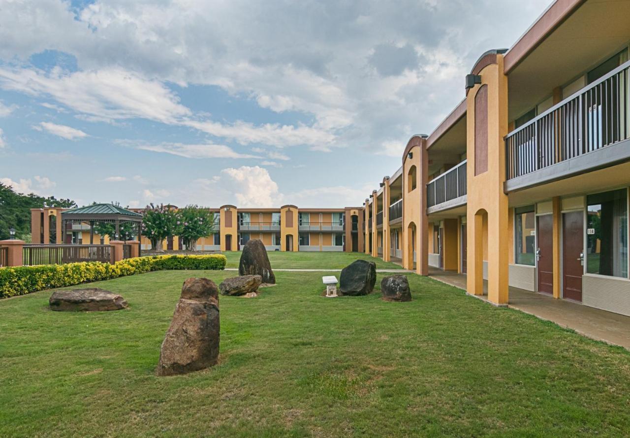 Red Roof Inn Forsyth Luaran gambar