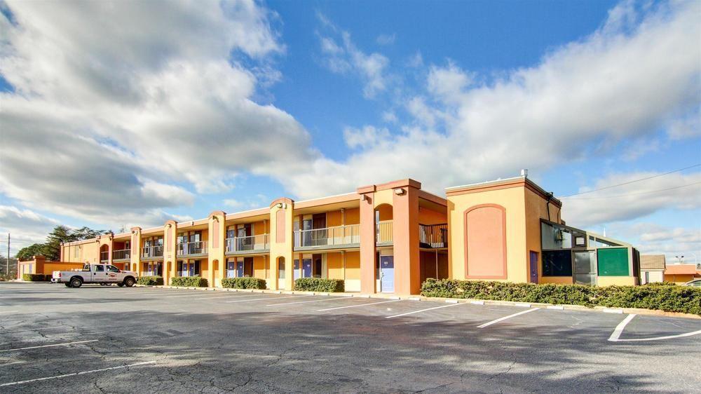 Red Roof Inn Forsyth Luaran gambar