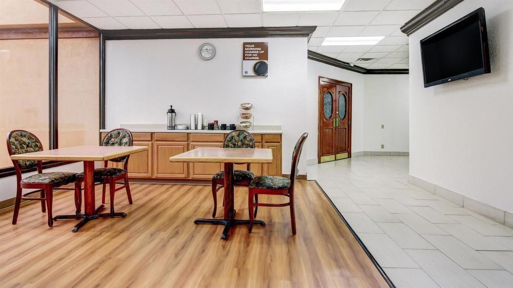Red Roof Inn Forsyth Luaran gambar