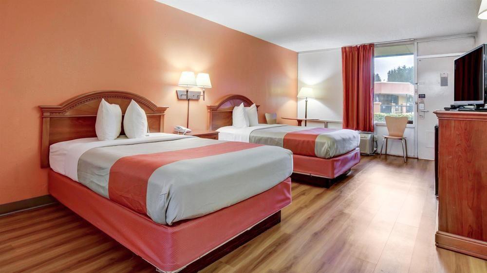 Red Roof Inn Forsyth Luaran gambar